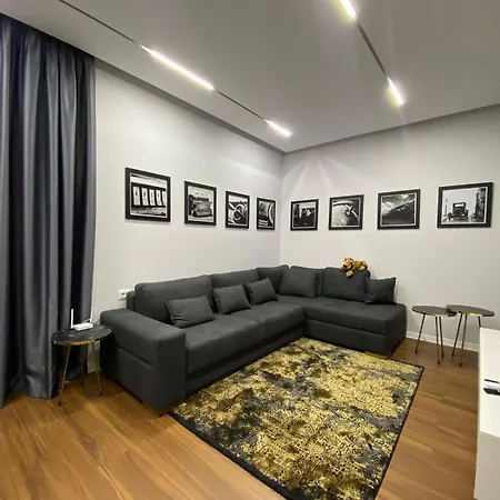 Arkle 6 * Tirana