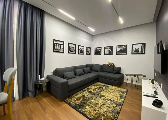 Arkle 6 * Τίρανα